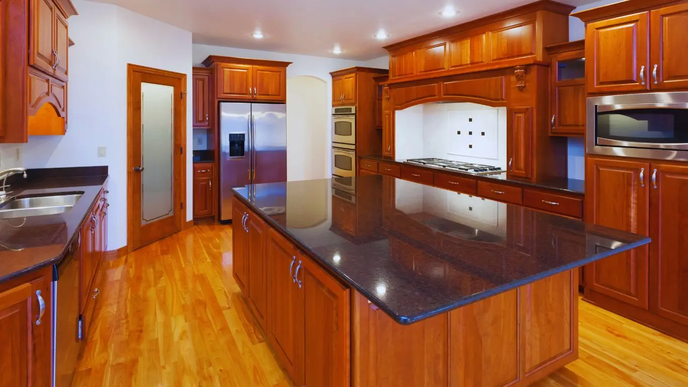 Picking the Perfect 2025 Cabinet Trend